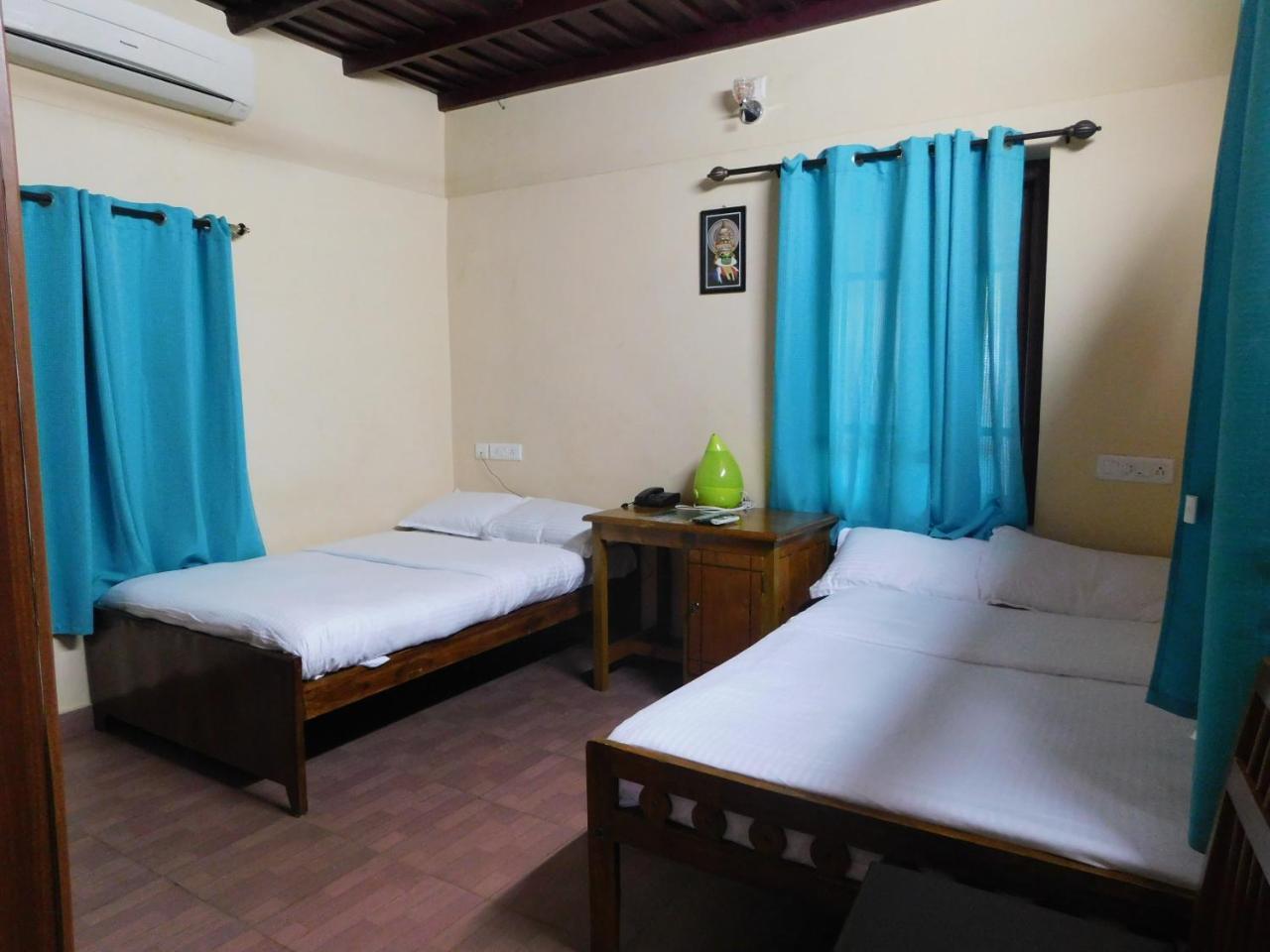 Ayur Vaidya Mana Hotel Palakkad Esterno foto